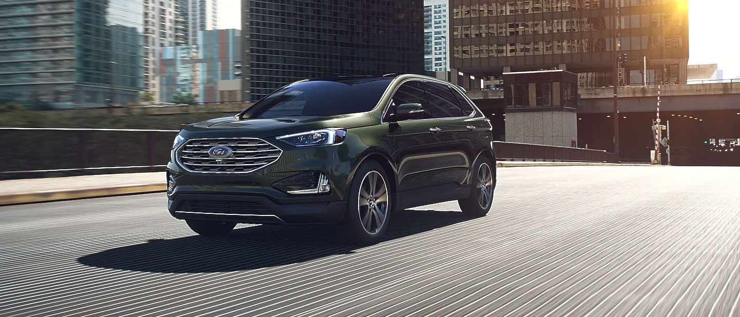 2022 ford edge forged green metallic