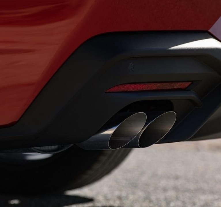 2024 Ford Mustang exhaust pipes