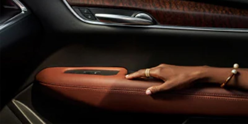 2021 Cadillac XT5 interior