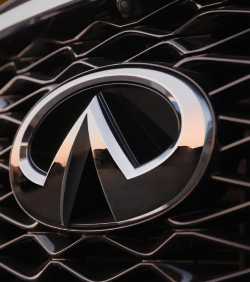 2025 INFINITI QX60 grille badge
