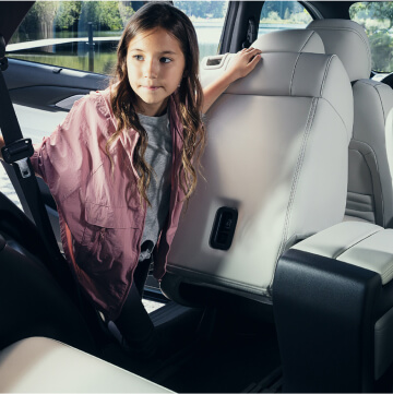 Folding seats in 2023 Mazda CX-9